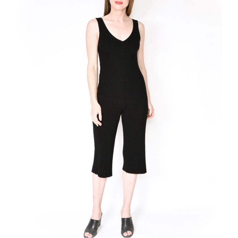CALE Black Ribbed Capri Jumpsuit